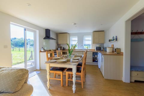 Lower Marsh Cottage House in Tendring District