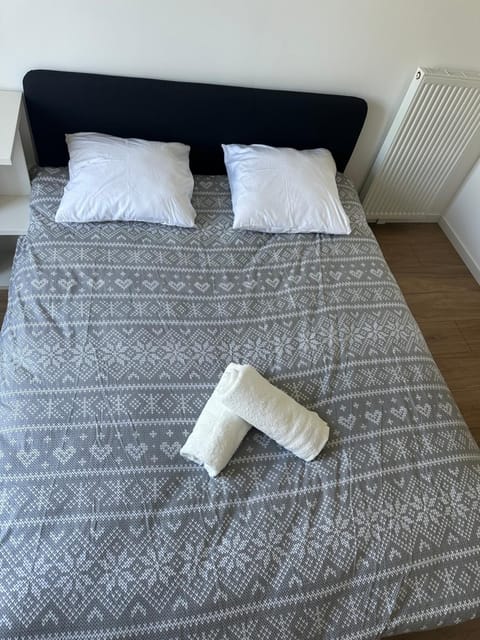 réf ble Chambre privée dans une villa partagée à 10 min de Disneyland Paris Vacation rental in Magny-le-Hongre
