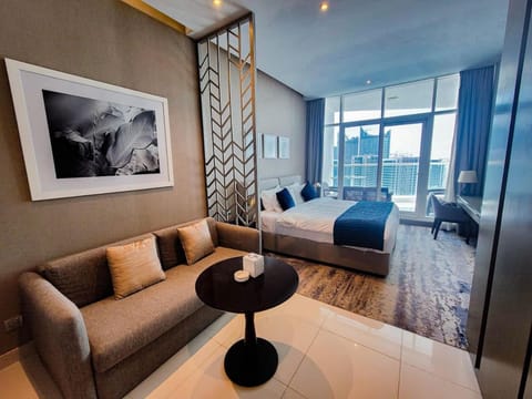 Photo of the whole room, Seating area, Bedroom