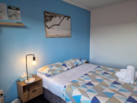 Palm Tree Apartments & backpackers Hotel in Paihia