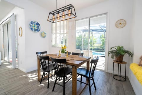 Dream Home with Private Pool House in Four Corners