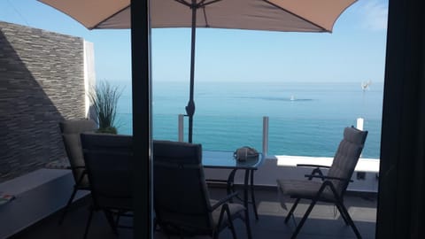 Spring, Day, Winter, Summer, Autumn, On site, Sea view, Seasons