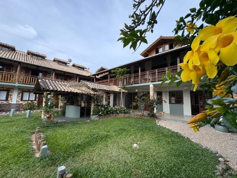 Property building, Garden, Garden view