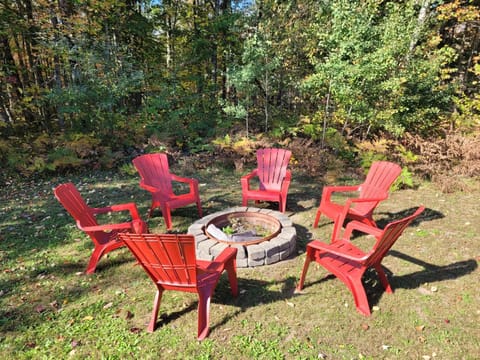 New! Crystal Dreams - Lovely Chalet at Crystal Mt House in Michigan