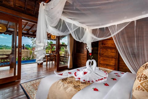 Bed, Natural landscape, Balcony/Terrace, Photo of the whole room, Bedroom, towels