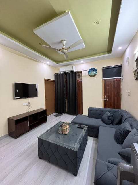 Communal lounge/ TV room, TV and multimedia