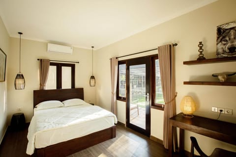 Alpha Wolf Lodge Hotel in Kediri