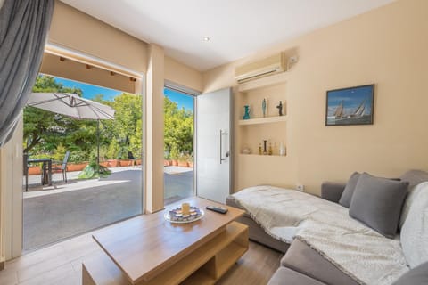 Balcony/Terrace, Photo of the whole room, Seating area