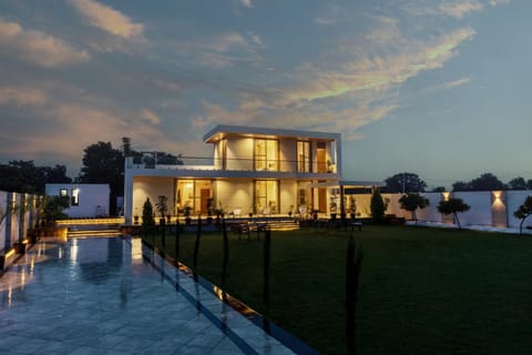 Property building, Garden