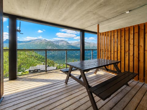 Day, Natural landscape, Balcony/Terrace, Seating area, Mountain view