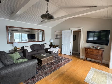 Hideaway at Higley Flow House in Adirondack Mountains