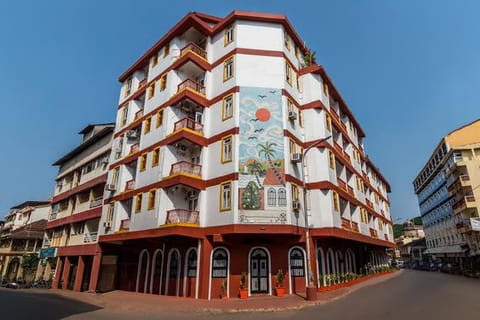 Property building, Facade/entrance