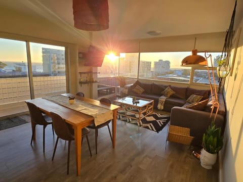 View (from property/room), Living room, Seating area, Dining area