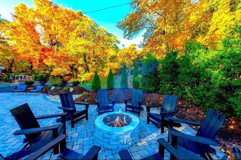 1910 Asheville Gem House in Fairview