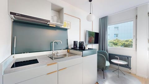 Kitchen or kitchenette