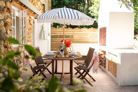 BBQ facilities, Inner courtyard view, fireplace