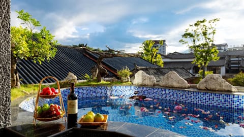 Day, Natural landscape, Garden, Food and drinks, Food, Garden view, Pool view, Swimming pool, Swimming pool, sunbed
