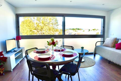 View (from property/room), Living room, Dining area