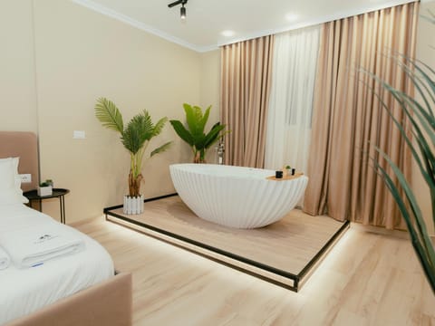 Photo of the whole room, Bath