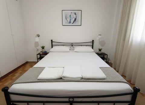 Your Piraeus Escape Cozy One-Bedroom Apartment Apartment in Pireas