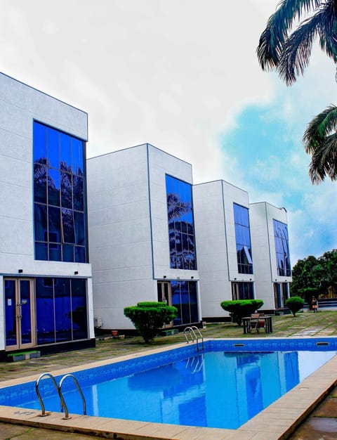 Balcony/Terrace, Pool view, Swimming pool