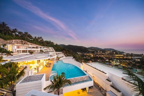 Property building, Mountain view, Swimming pool
