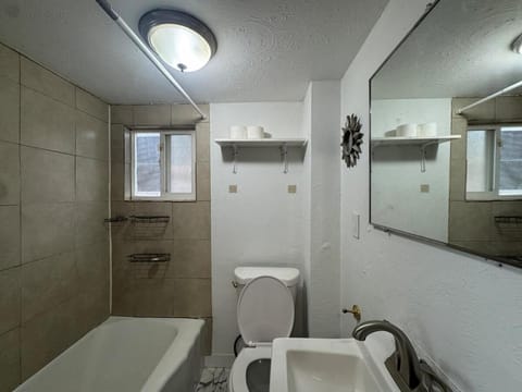 Downtown, 3-bedroom, 3-bathroom Apartment in Colorado Springs