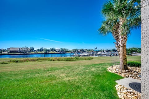 Yacht Club Villas 2-102B Apartment in North Myrtle Beach