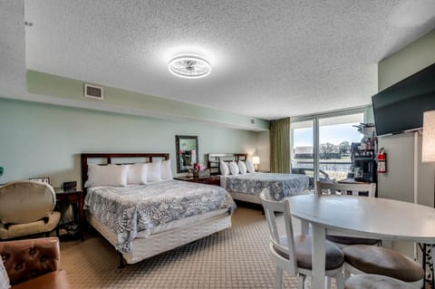 Yacht Club Villas 2-102B Apartment in North Myrtle Beach