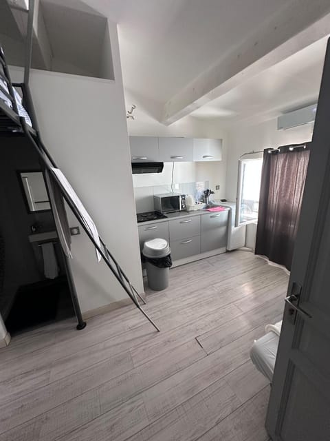 Studio Meublée Apartment in French Riviera