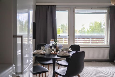 Balcony/Terrace, Living room, Seating area, Dining area