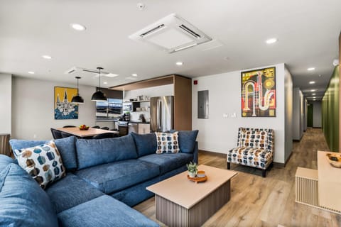 Communal lounge/ TV room, Living room