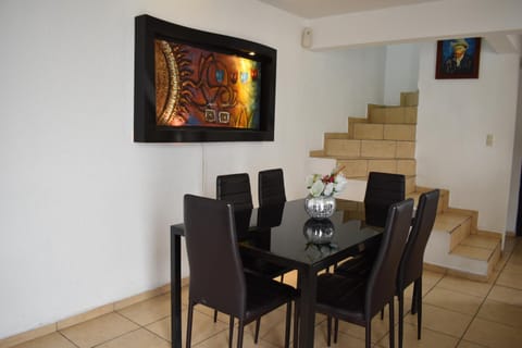 Casa Familiar, Independiente y amplia House in State of Querétaro