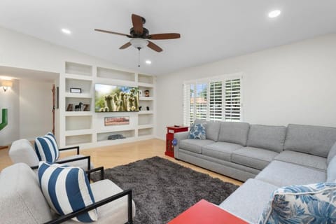 Tempe Tan Home House in Tempe