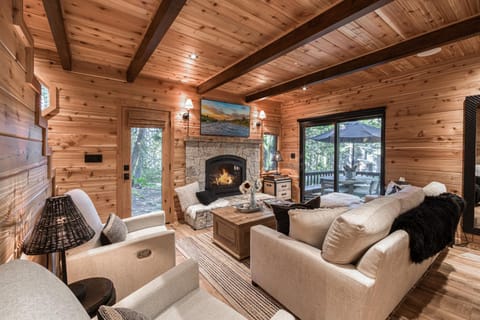 Songbird Cabin at Chambers by Tahoe Getaways - Pet-Friendly 2 BR with HOA Access Cabin in Homewood