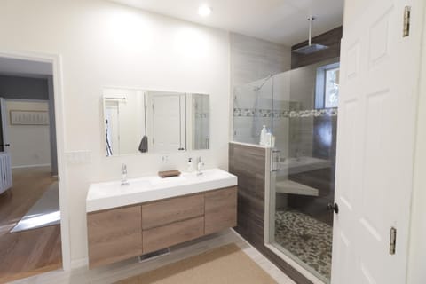 River House House in Three Rivers