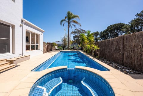 Pool view, Swimming pool, sunbed