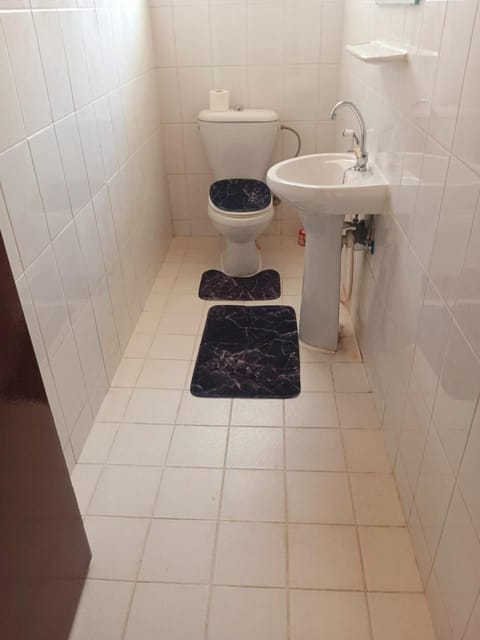 Beautiful 2-Bedroom Apartment with Balcony Apartment in Al Sharjah