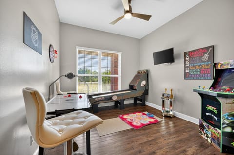 Floridays Manor home House in Jacksonville