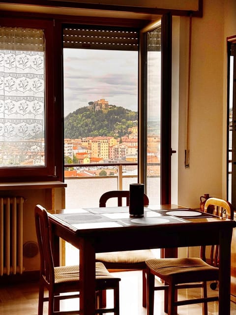 View (from property/room), Balcony/Terrace, Dining area