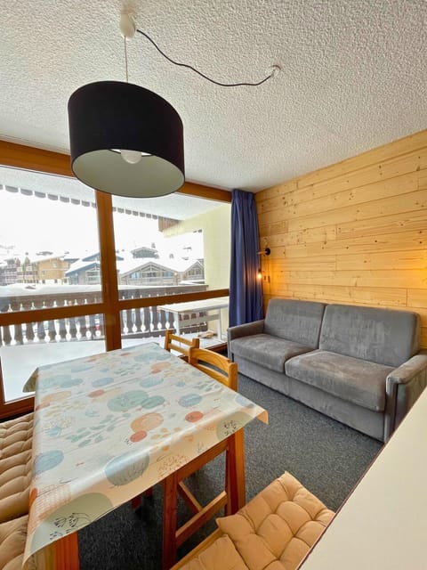 Lac Du Lou Cosy Apartment Val Thorens Apartment in Val Thorens