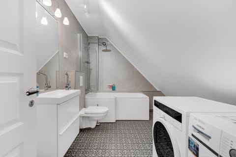 Arctic Familiy Villa - Ideal for Families & Groups House in Tromso