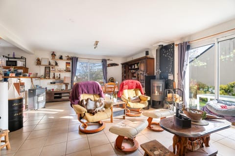 Property building, Living room