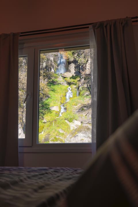Day, Natural landscape, Mountain view