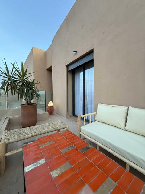 View (from property/room), Balcony/Terrace