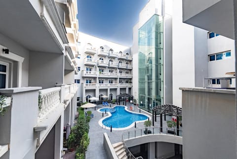 View (from property/room), Balcony/Terrace, Pool view