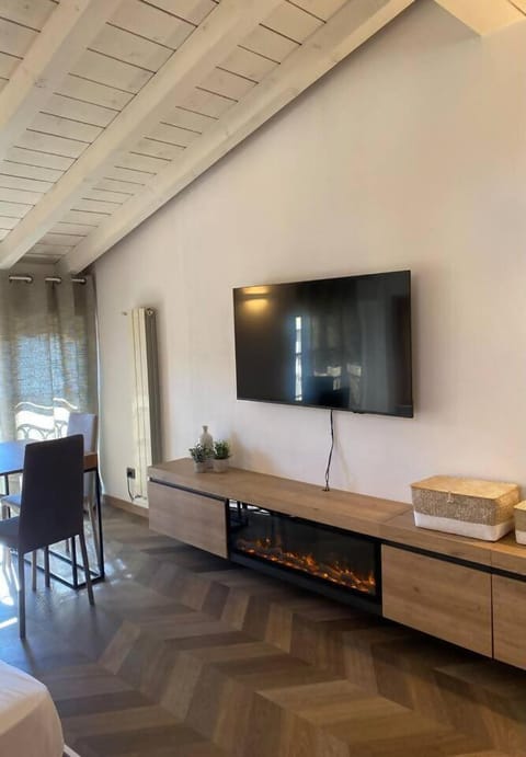 Domus Dea Studio Apartment in Bergamo