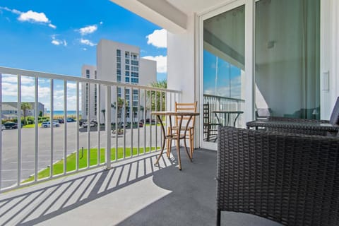 Shoreline Towers 3033 House in Destin