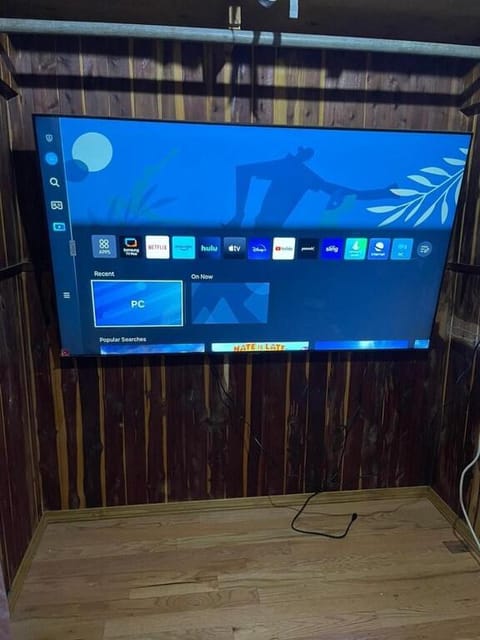 Peaceful Resort Retreat House in Springfield