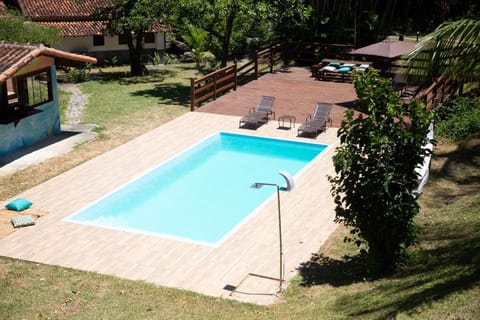 Swimming pool, sunbed